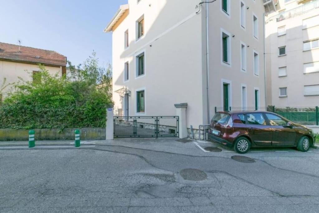 Tres Beau Studio Centre Ville, Au Calme Annecy Dış mekan fotoğraf